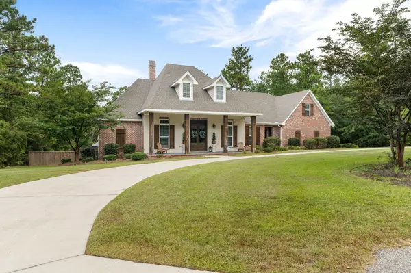 541 Longleaf Dr.  Petal, MS