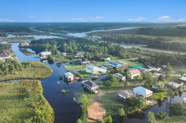 4 Reasons Gulf Coast Waterfront Properties Are the Ultimate Investment,Clair Gammel