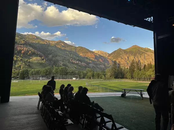 U.S. Economy Surges 2.8% in Q2 2024: What It Means for Real Estate and Potential Rate Cuts,Rachel Sadler