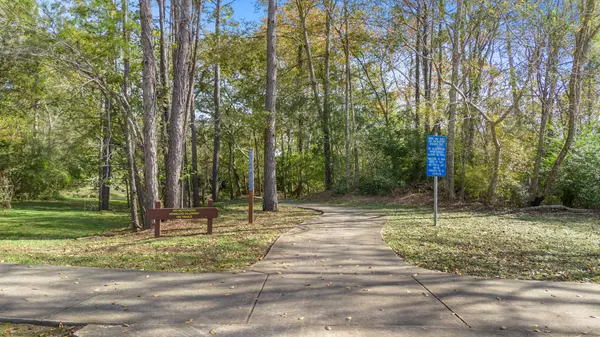 Gum Gulley Hike and Bike Trail Entrance