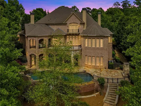 feature image of Top Gated Communities in Gwinnett County 