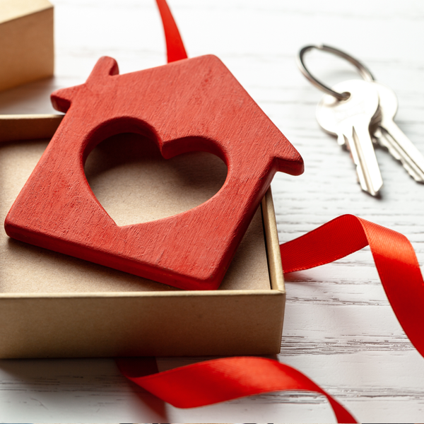 Best Gifts for New Homeowners: Thoughtful Ideas for Family and Friends