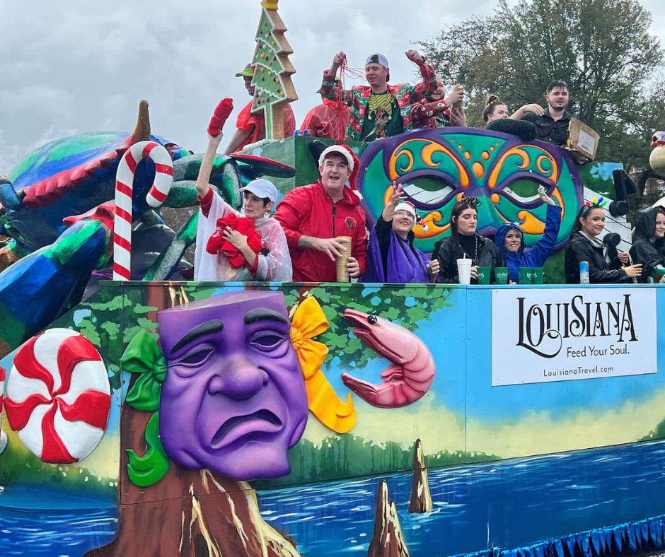 [Photograph of the Christmas Parade by Louisiana Office of Tourism] https://nolaholidayparade.com 