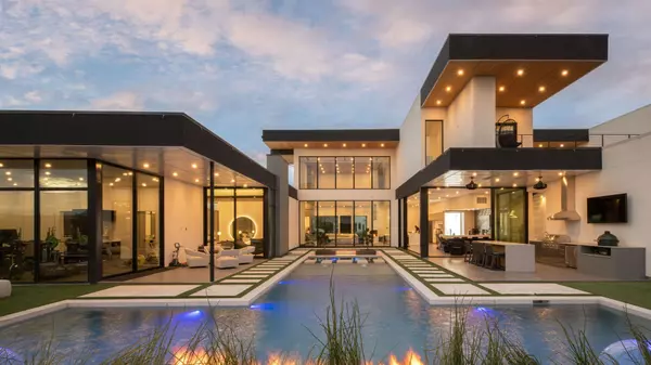 Luxury Modern Home3