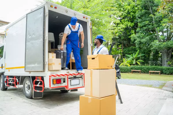 Choosing the Right Moving Company in Riverdale: Your Ultimate Guide,Johnnie Benton