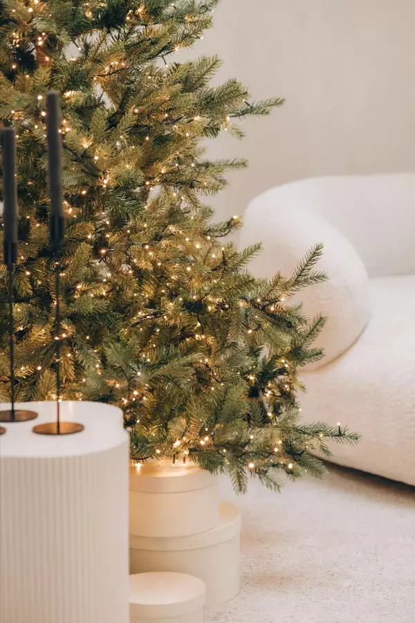 Getting Your Home Ready for the Holidays in Northern Virginia: Tips for a Festive and Inviting Space