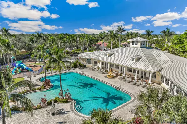 Moody River ,Jennifer Paulke