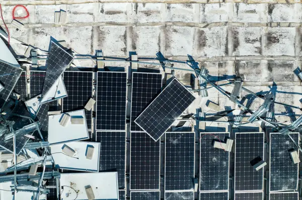 How to Sell a Home with Solar Panels in Tacoma: Highlighting the Green Advantage,Austin Robertson