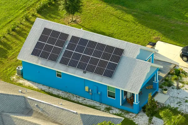The Pros and Cons of Putting Solar Panels on Your Home in Tacoma, Washington,Austin Robertson