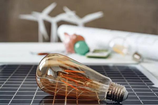 How to Sell a Home with Energy-Efficient Features in Tacoma: Attracting Eco-Conscious Buyers