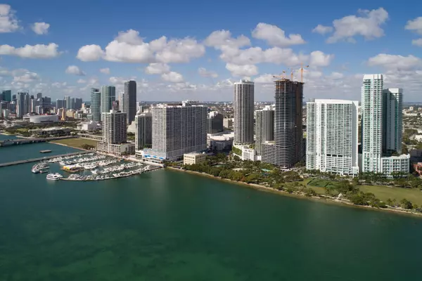 Luigi Sells Miami Devoto Real Estate Agent (11)