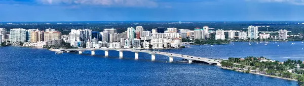 Discover the Difference: Sarasota vs. Lakewood Ranch ,Adam Miller