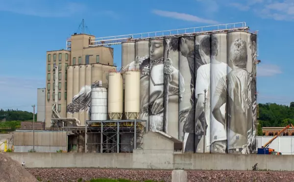 #MyKatoMonday: Landmark Edition- The Silo Art Project in Mankato