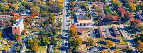 Selling Smart in Cookeville: The Essential Guide to Understanding Your Home's Value,Chris O'Neal