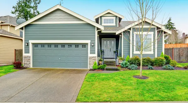 Take the Leap to Homeownership: Questions to Consider Before Buying,James Lynch