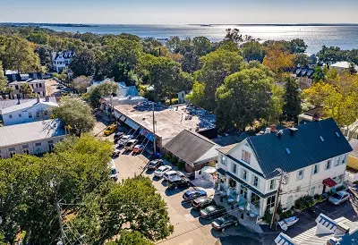 Exploring the Tapestry of Mount Pleasant, SC: A Guide to Some of its Unique Neighborhoods,Tara Bittl