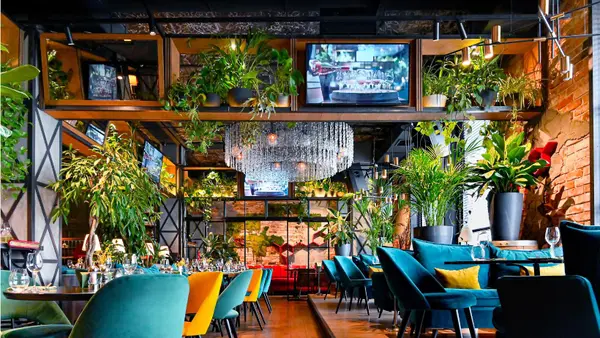 DINE OUT VANCOUVER IS BACK! ,Sasha Hahn