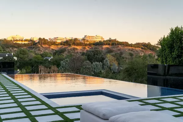 Discover Brentwood,Dan Malka