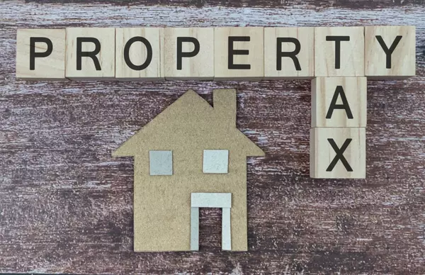 Understanding Property Taxes: Basics for Homeowners and Investors,Kevin Howard