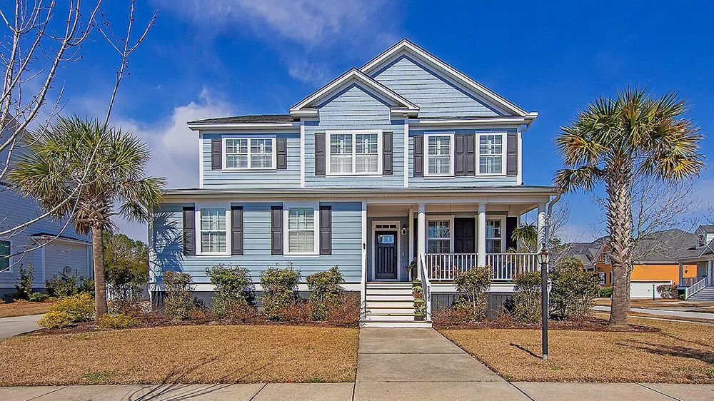 home of alderly lane in rivertowne on the wando mt pleasant sc