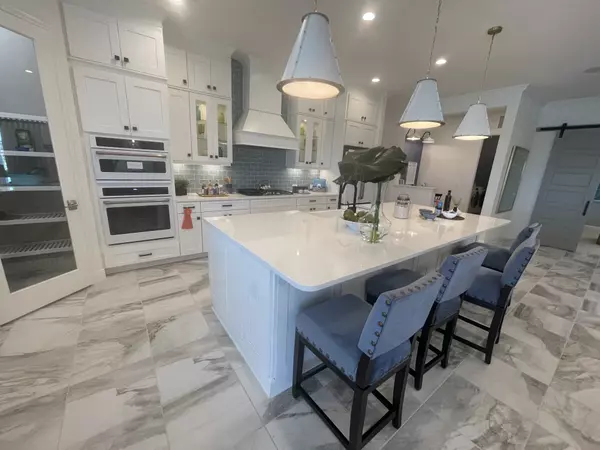A Millennial's Guide to Moving to Lakewood Ranch,Adam Miller