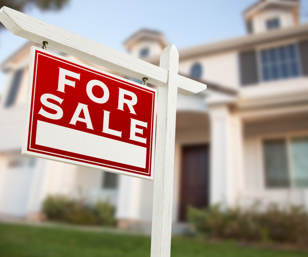 Stress-Free Selling: Tips for a Seamless Home Sale in the Mississippi Gulf Coast,Bryan David