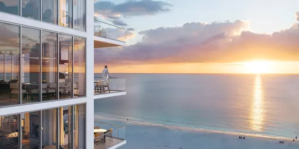 residences-lido-key-balcony-view