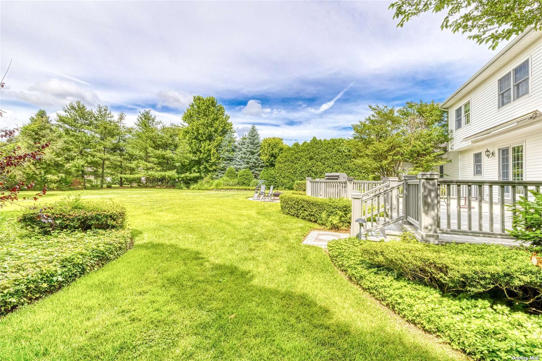 Suffolk County Luxury Homes