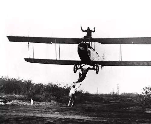 Long Beach Landmark: Long Beach Airport,Lindsey Goodrow