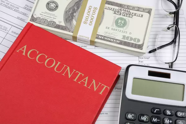Real Estate & Tax Time: Perfect Together,Christopher Beadling