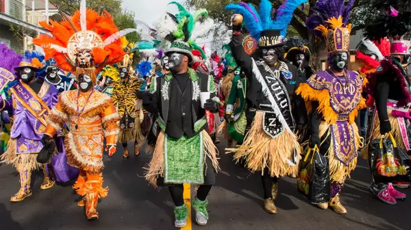 Let The Good Times Roll: Exploring The History of Mardi Gras In New Orleans,Dev Marshall