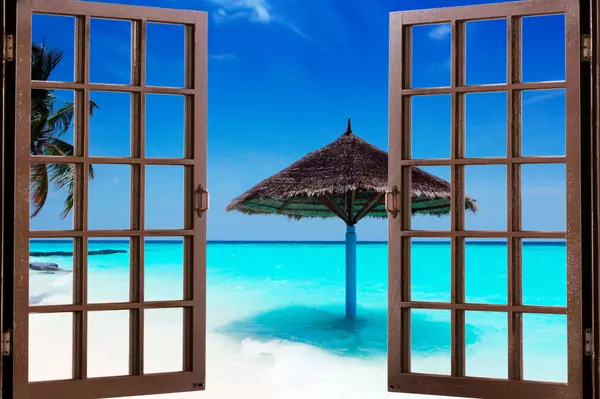 "Unlock Exciting Possibilities: The Benefits of Investing in Bahamas Real Estate Beyond its Stunning Shores" Bahamas properties. Real Estate investments.,Silvina Andrews