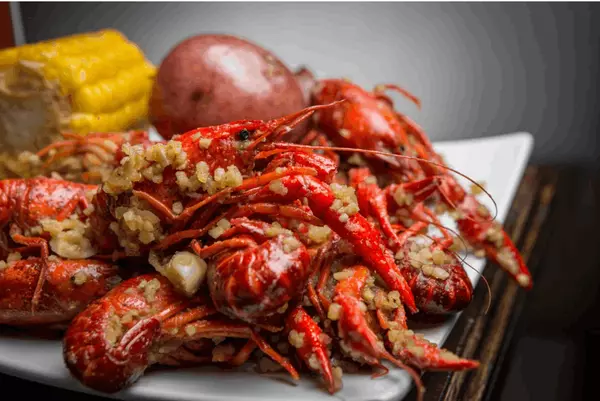 Crack Open the Secrets & Navigating Crawfish Season in Texas!,Adam Sanders