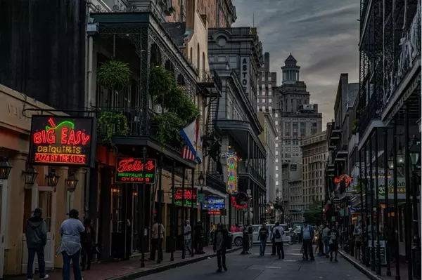 Why Should You Book a Vacation Rental Instead of a Hotel in New Orleans,Kayla Springer