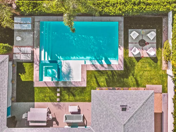 Elevate Your Outdoor Oasis: Redefining Pool Water Aesthetics,Scott Cooper