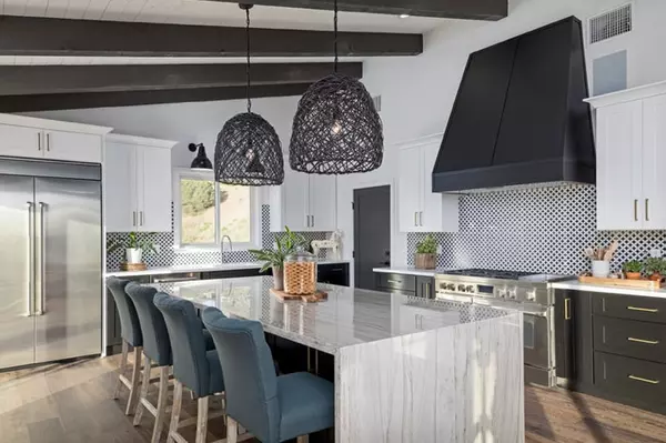 Transform Your Home: Dreaming of a Gourmet Kitchen? Here's How!