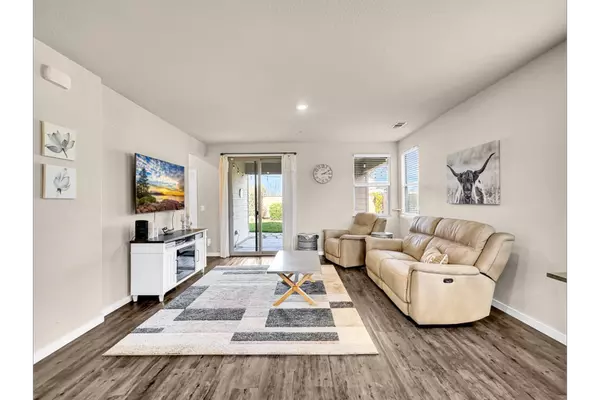 2256 Provincetown Way, Roseville, CA 95747