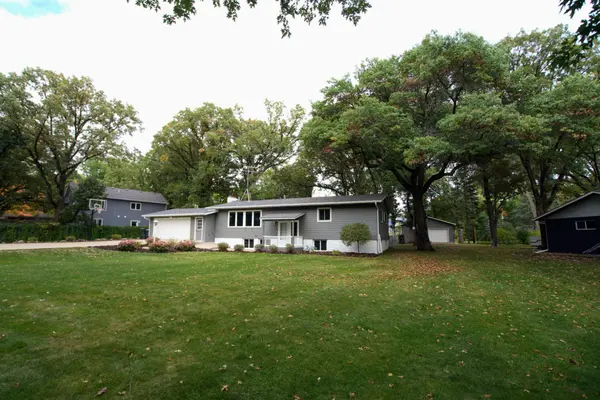 Price Reduced! Beautiful Sartell Home w/Heated Workshop,Chuck Carstensen
