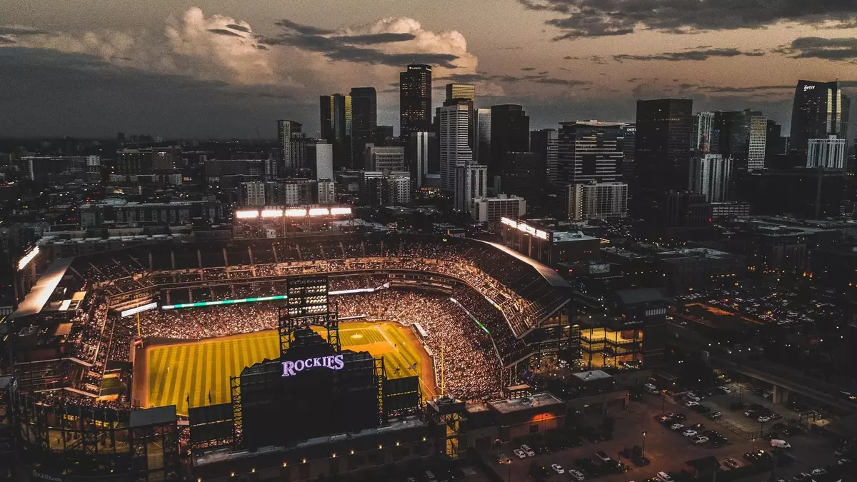 DENVER SKY NIGHT