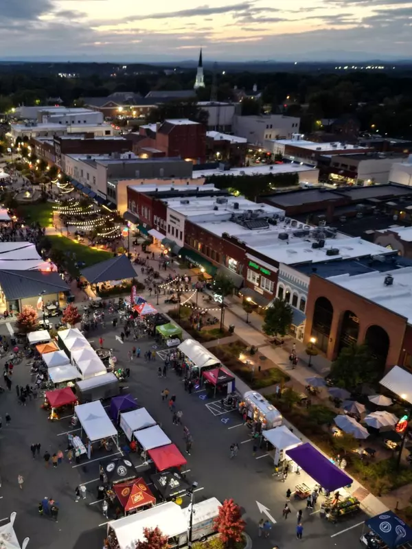 Vote for Hickory, NC: The Heartbeat of America's Main Streets