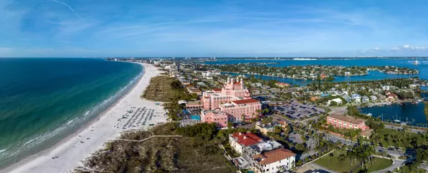 feature image of Experience the Ultimate Lifestyle: Don CeSar Neighborhood in St. Petersburg