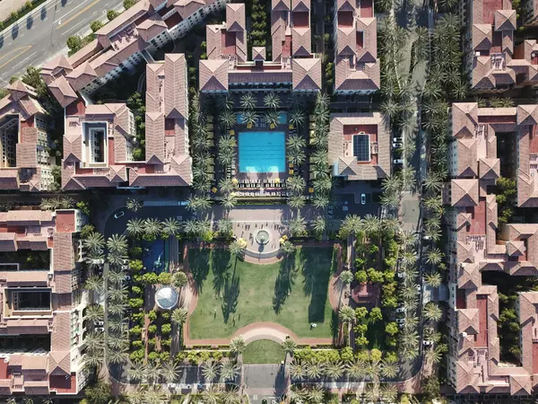 The Psychology of Homebuying: How Emotions Influence Real Estate Decisions,Danielle Witte