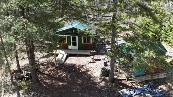 Cozy 1BR/1BA Cabin/Home in Askov on 2.5+ Acres,Chuck Carstensen