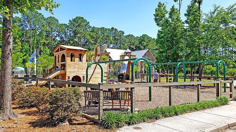 playground in carolina park mt pleasant sc