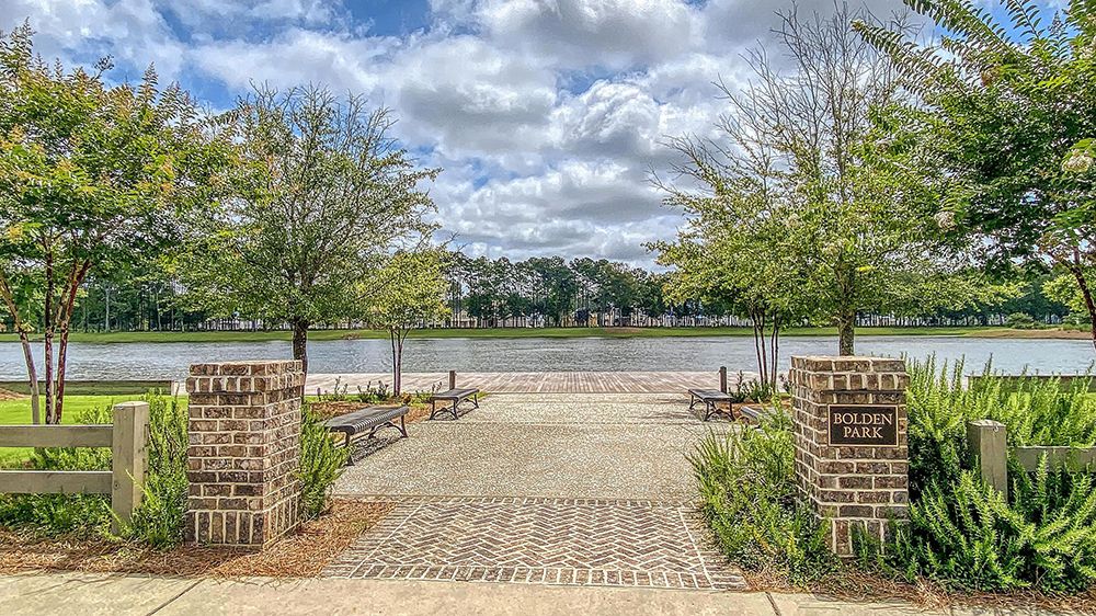 bolden park and lake in carolina park mt pleasant sc