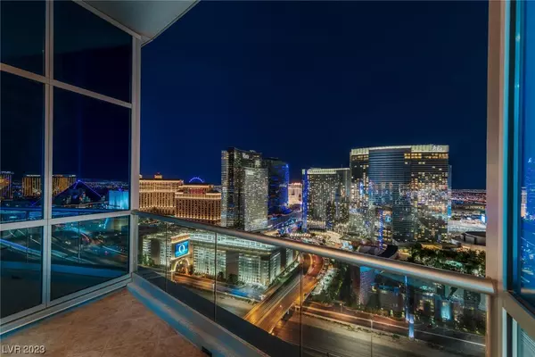 Panorama Towers Condos 
