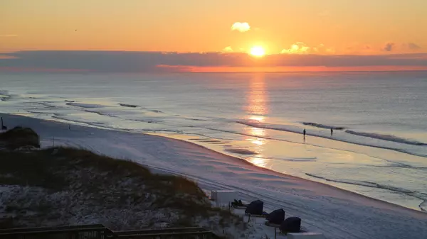 Navigating the Changing Tides: Your Guide to the Shifting Real Estate Market,Heather Curry