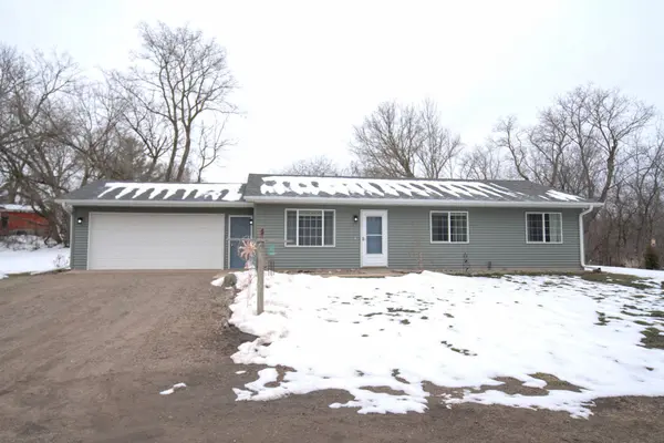 One-Story Home in Harris with 3BR/1BA ,Chuck Carstensen