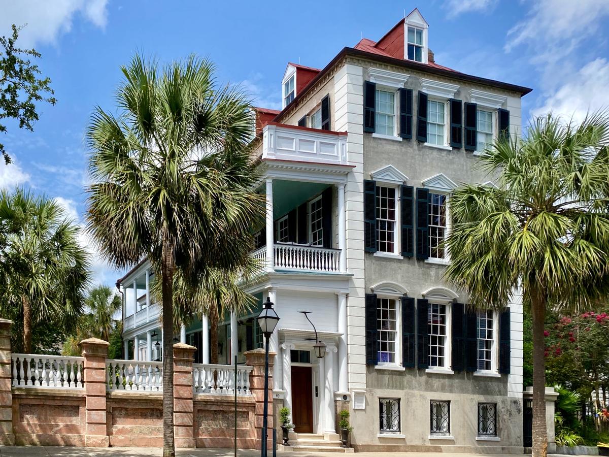 Exploring the Timeless Charm of Historic Properties in Charleston,