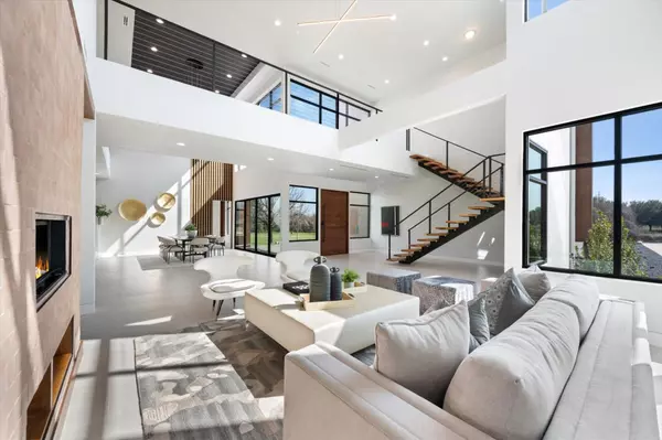 feature image of Experience Modern Luxury Living in Southlake: 170 Sweet Street